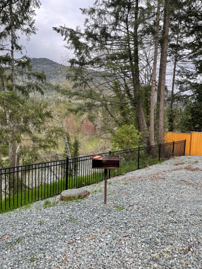 The River House Grants Pass Kültér fotó