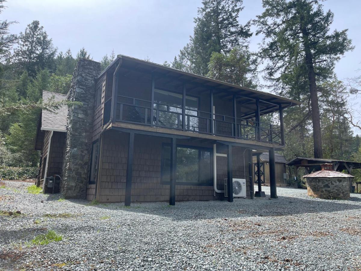The River House Grants Pass Kültér fotó